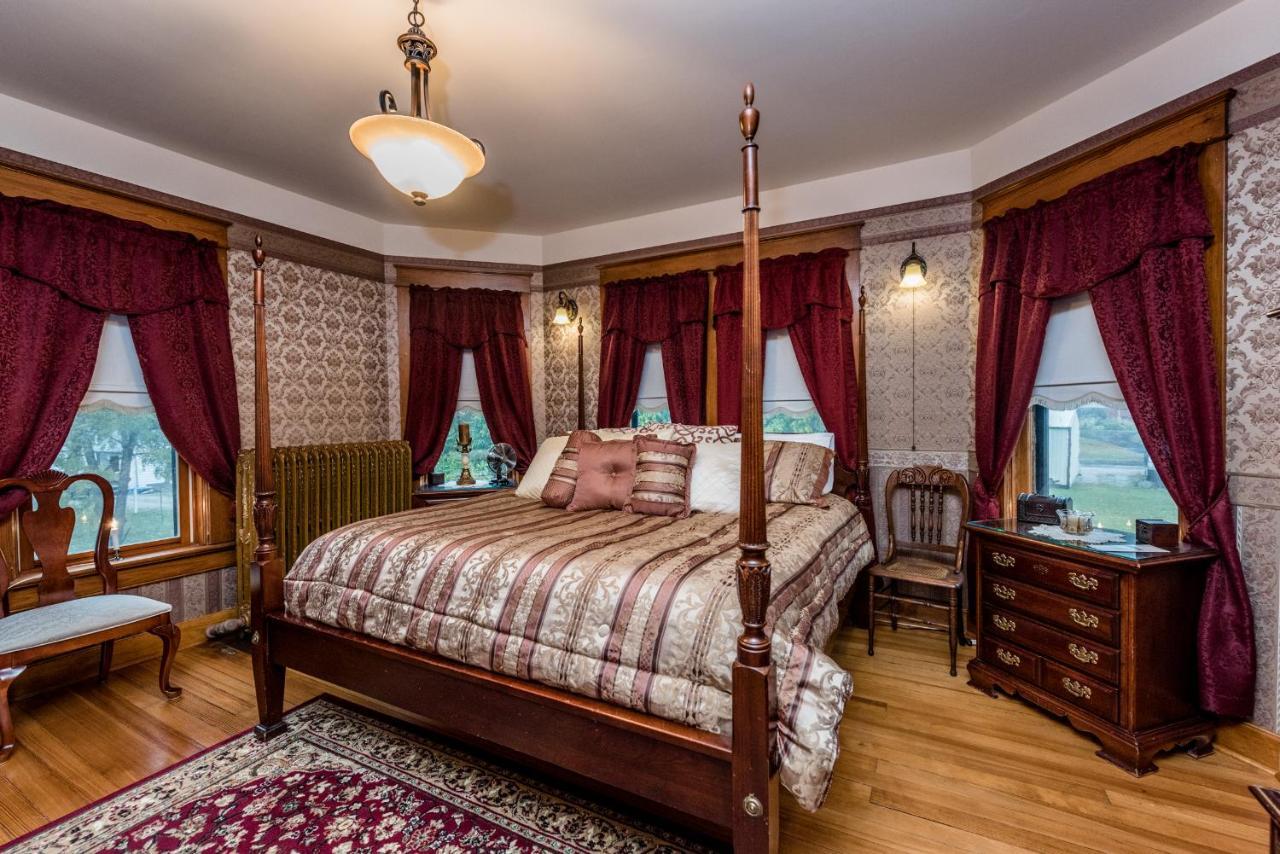 Conner House Bed And Breakfast Prairie du Rocher Bagian luar foto