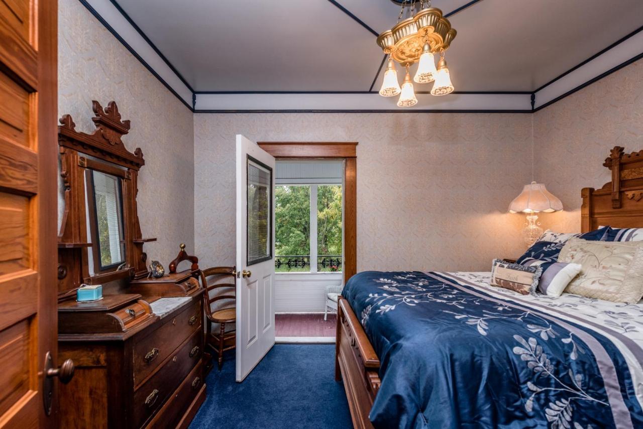 Conner House Bed And Breakfast Prairie du Rocher Bagian luar foto